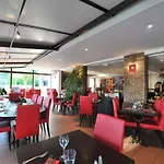 ホテル The Originals City, Costieres 3*