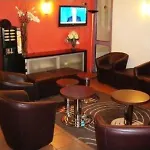 ホテル The Originals City, Costieres