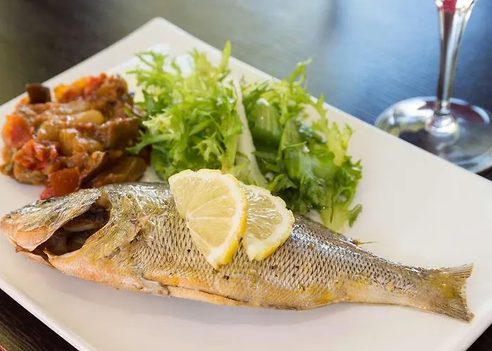 The Originals City, Costieres