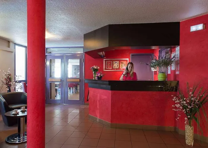 Hotel The Originals City, Costières, Ex Inter 3*