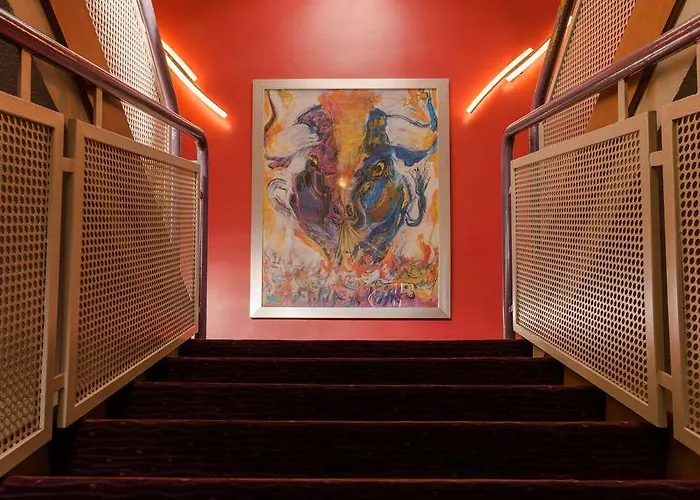 Hotel The Originals City, Costieres