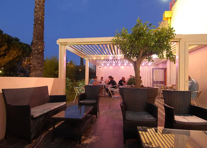 Hotel The Originals City, Costières, Ex Inter 3*
