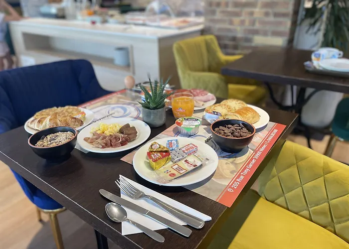 Hotel The Originals City, Costieres 3*