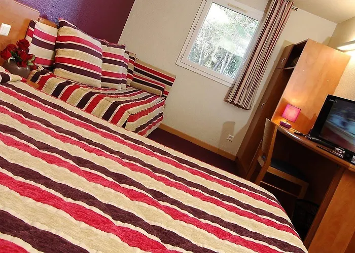 The Originals City, Costieres